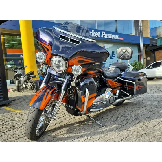 Harley Davidson Street Glide Cvo 1.801 2015