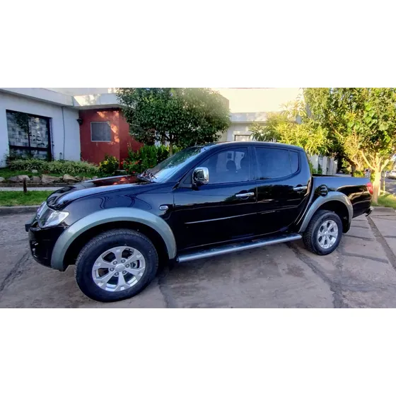 Mitsubishi L200 2.5 Cd 4wd High Power Di-d At5 Cuero