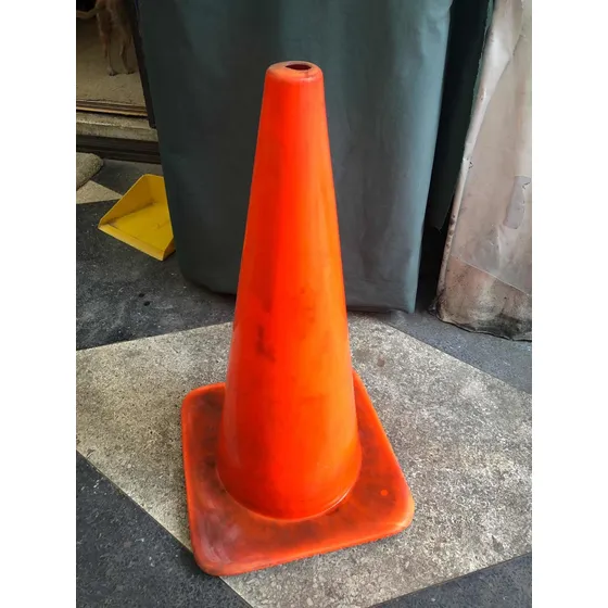 Cono De Seguridad Flexible 70cms Usados