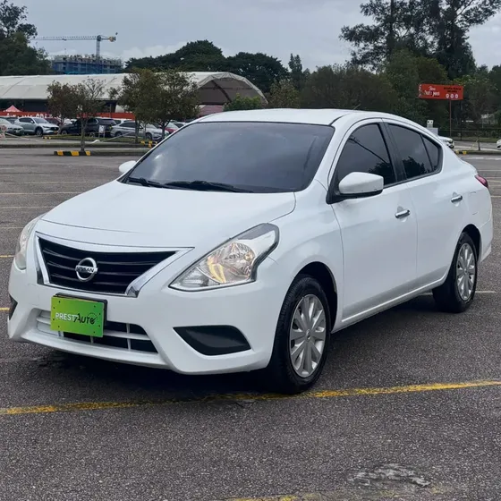Nissan Versa 2016 1.6 Sense At