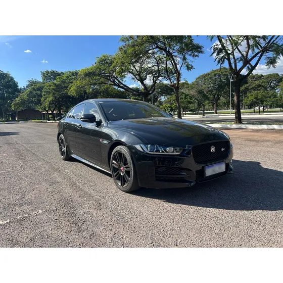 Jaguar Xe P250 R-sport