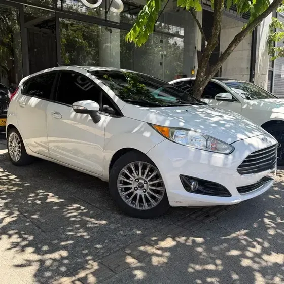 Ford Fiesta 2014 Hatchback Titanium Tp 1600cc 5p