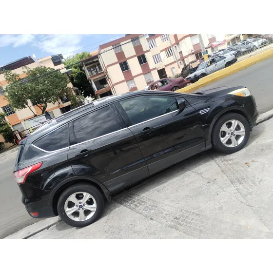 Ford Scape Americana