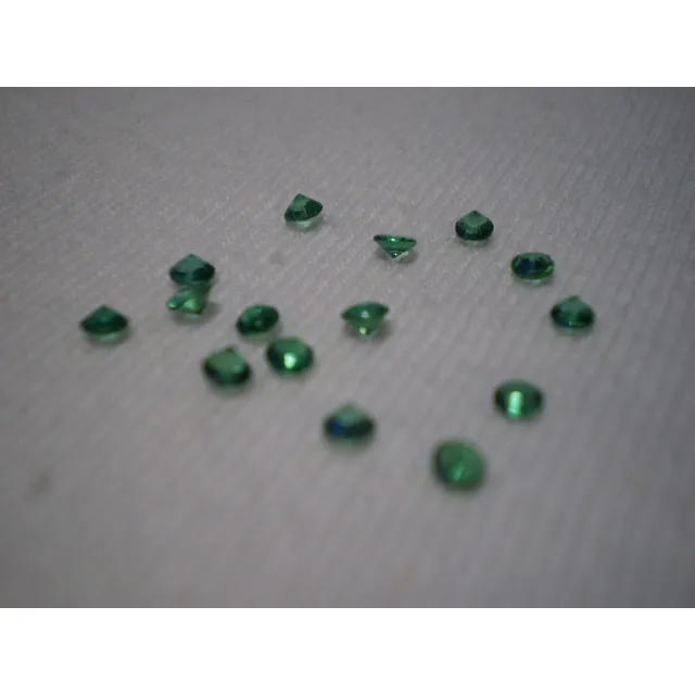 Esmeraldas Legítimas Y Originales. Corte Forma De Brillante.