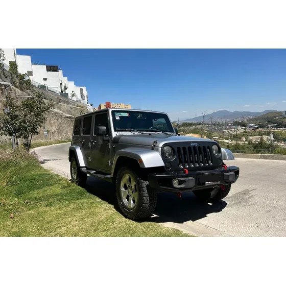 Jeep Wrangler 3.6 Unlimited Sahara V6 4x4 At