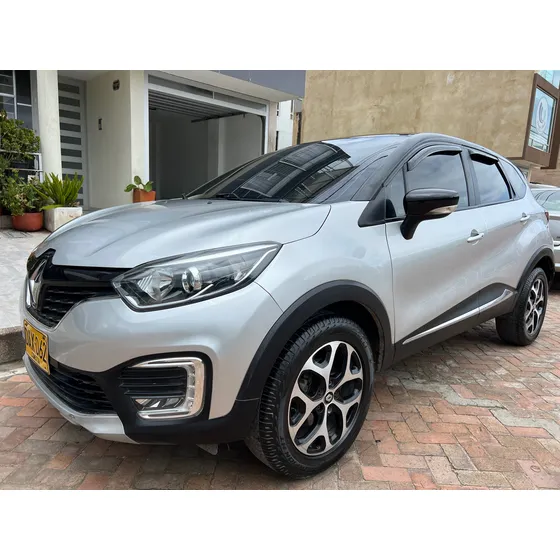 Renault Captur 2.0 Intens Automática