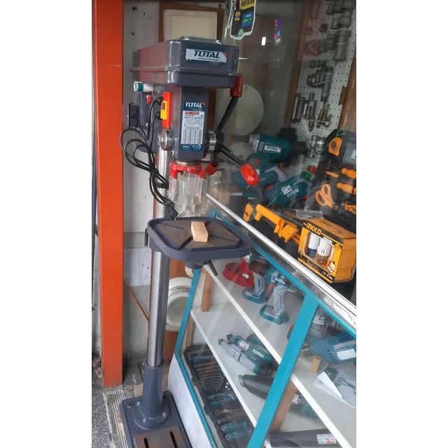 Taladro De Pedestal Marca Total