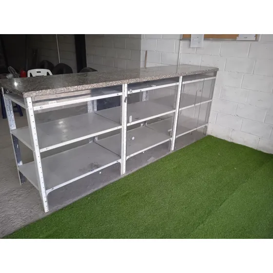 Mueble  Con Tope De Granito  1,10mts De Alto X 2,80 De Larg