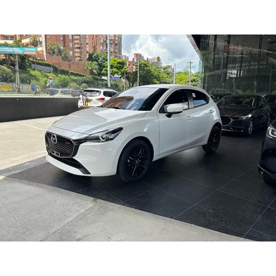 Mazda 2 Grand Touring