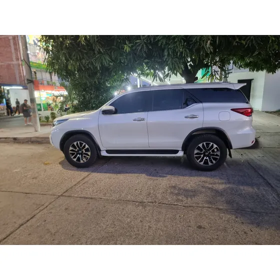 Toyota Fortuner 2.7l