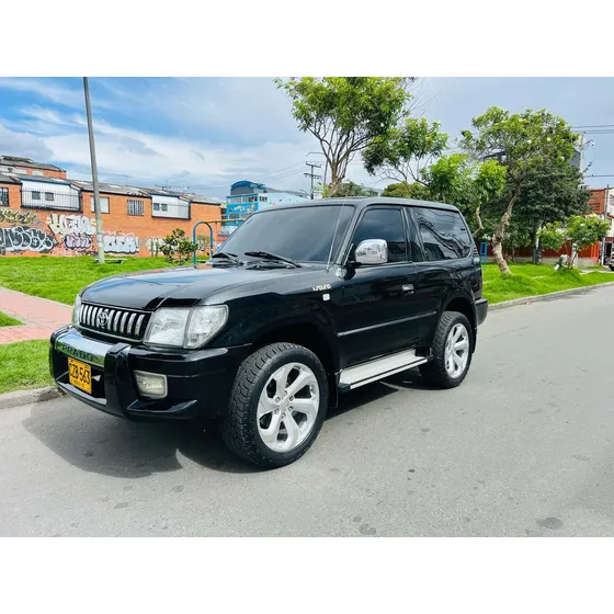 Toyota Prado 2.7 Sumo