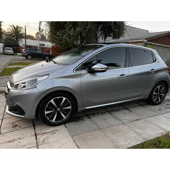 Peugeot 208 Allure Pack Bluehdi 100hp