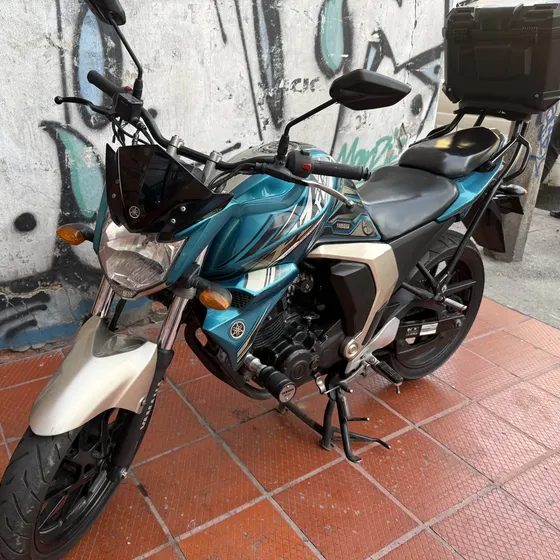 Fz 2.0 Fi