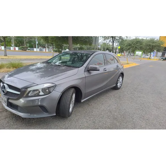 Mercedes-benz Clase A 1.6 200 Cgi Urban At