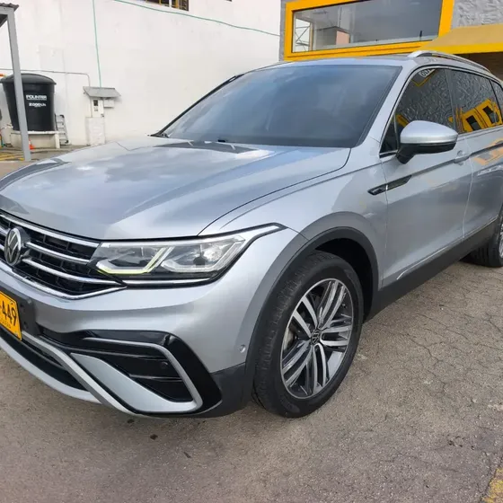 Volkswagen Tiguan 2022 Allspace Elegance 2.0 4x4 At