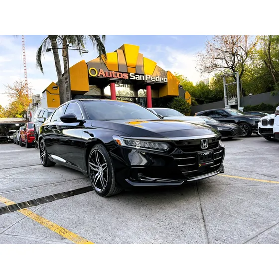 Honda Accord 2.0 Touring At