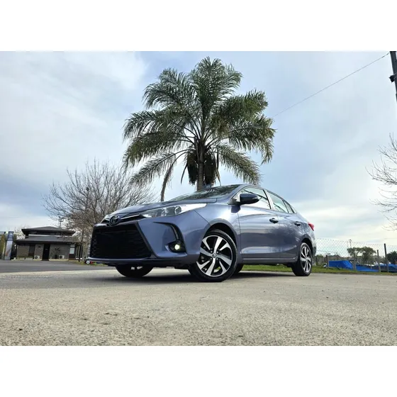 Toyota Yaris 1.5 107cv Xls Cvt Sedan