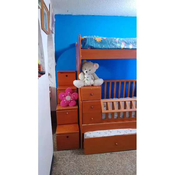 Cama  Cuna Y  Juego  De  Cuarto Con Trilitera