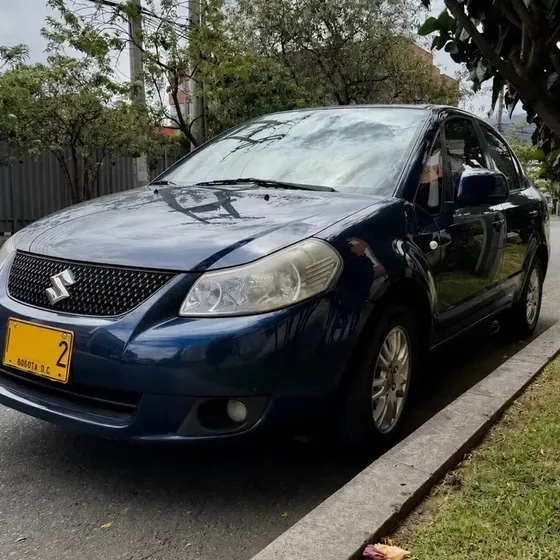 Suzuki Sx4 2013 1.6 Glx -sedan