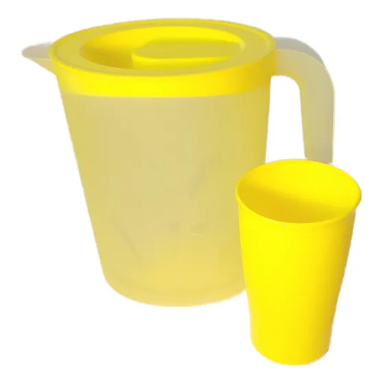 Jarra Plástico 2 Litros 2 Vasos Complan