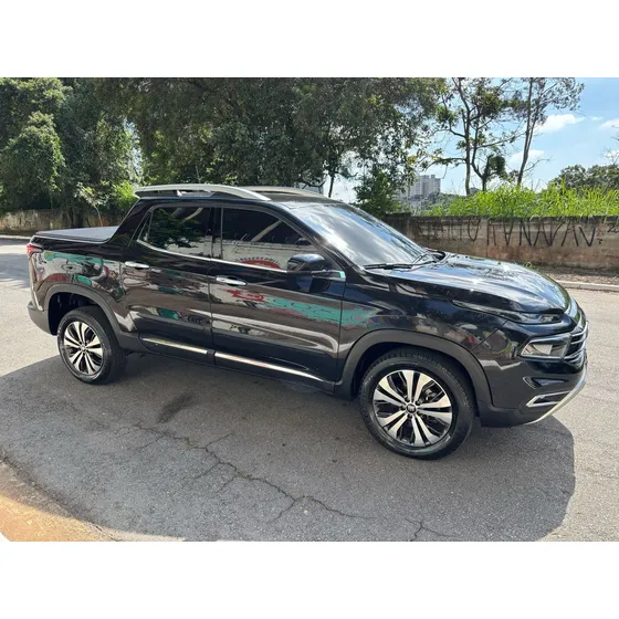 Fiat Toro 1.3 Volcano 16v Turbo Flex 4x2 Aut. 4p