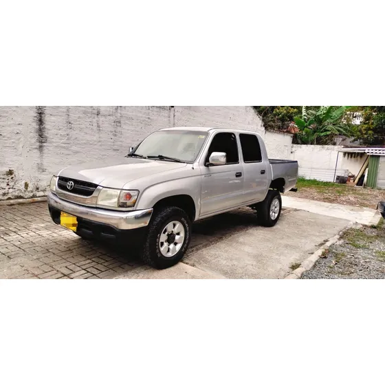 Toyota Hilux 2.4 Ex Hi Rider Plus