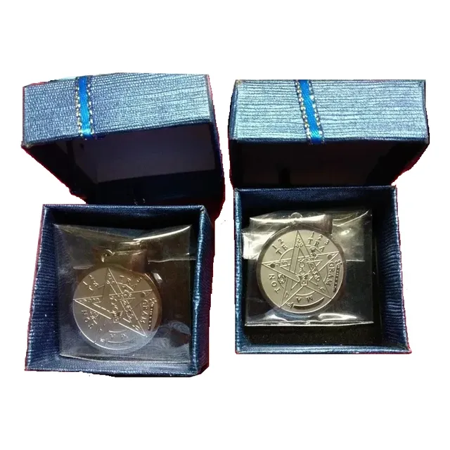 Dije Medalla Tetragramaton Esotérico De Protección Gnosis