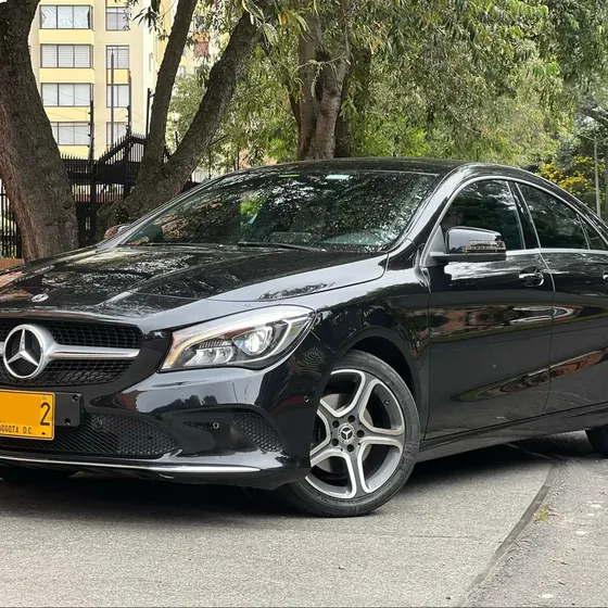 Mercedes-Benz Clase Cla 2019 1.6 180 Urban