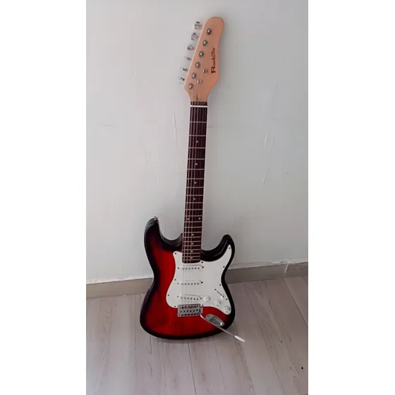 Guitarra Eléctrica Selder St-16 De Tipo Stratocaster