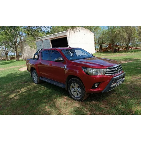 Toyota Hilux Pick-up 2.8 Cd Srv 177cv 4x2 At