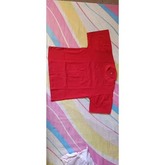 Franelas Escolares Rojas Talla 8