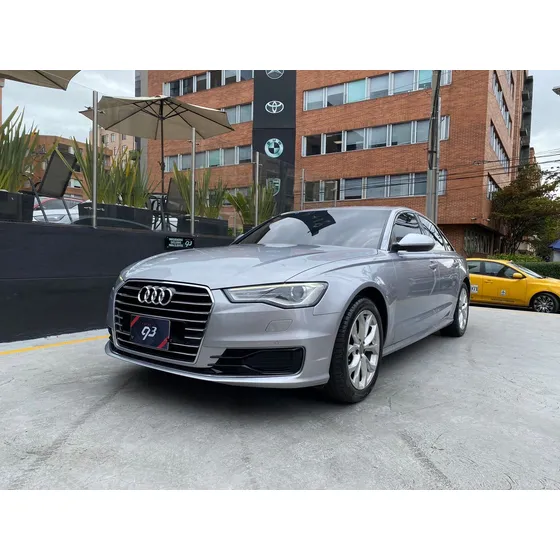 Audi A6 Sedan