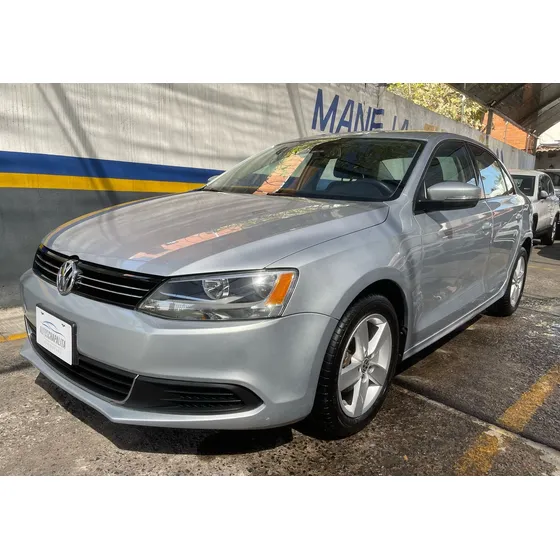Volkswagen Jetta 2.5 Style Tiptronic At