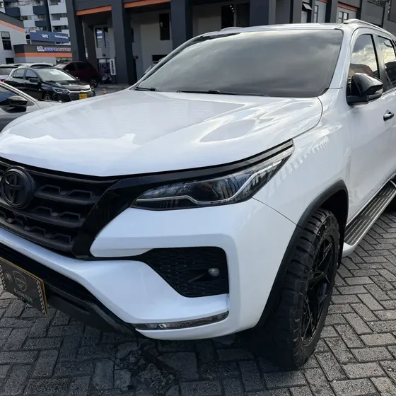 Toyota Fortuner 2021 2.4 Diesel 4x2 At