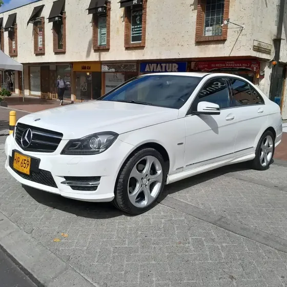 Mercedes-Benz Clase C 2014 200 At 1.8