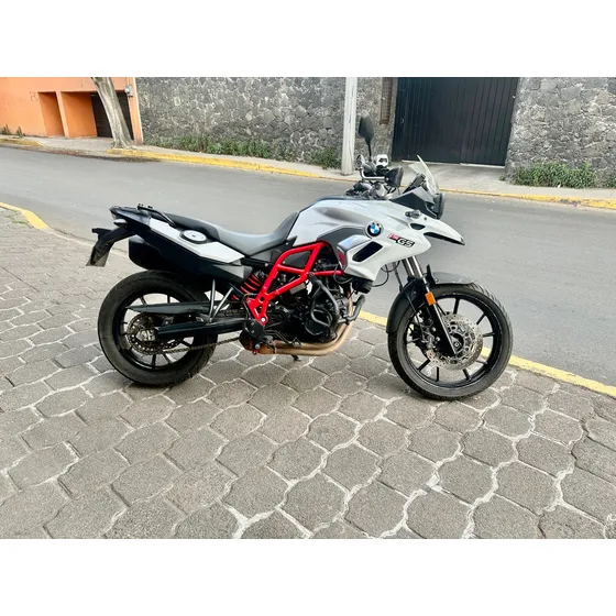F700gs 2018