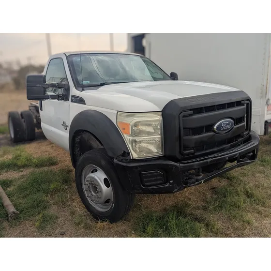 Ford F450 V8 Diesel 2014, Automática  (proyecto)