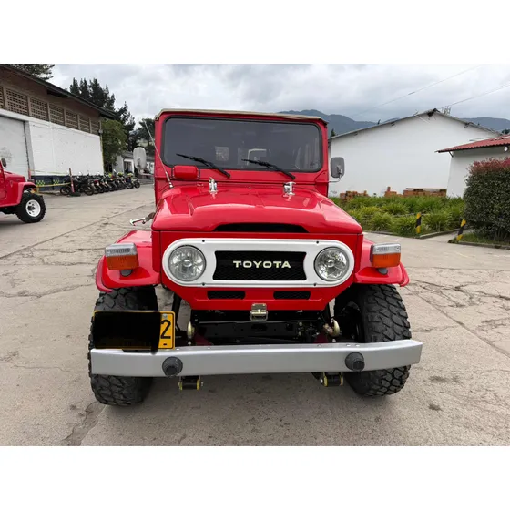 Toyota Land Cruiser 78 Toyota Fj40