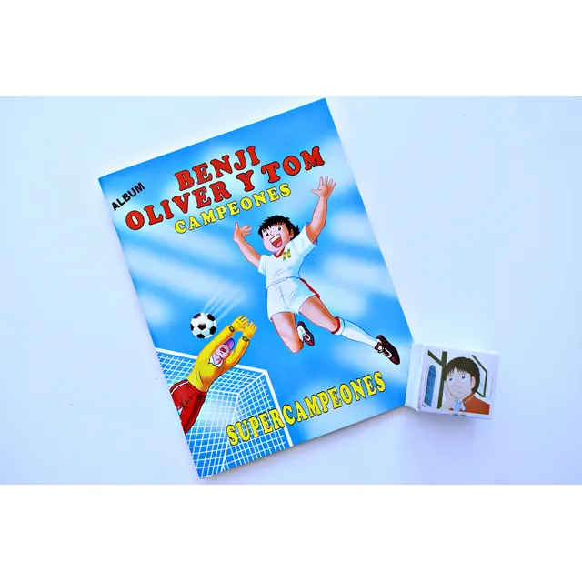 Super Campeones Captain Tsubasa Tapa Blanda Álbum Completo