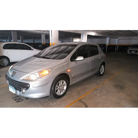 Peugeot 307 1.6 Presence Pack Flex 5p