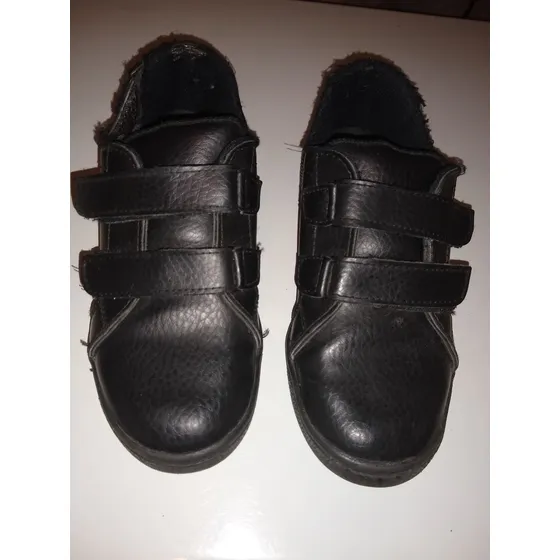Zapatos De Goma Escolar Usados