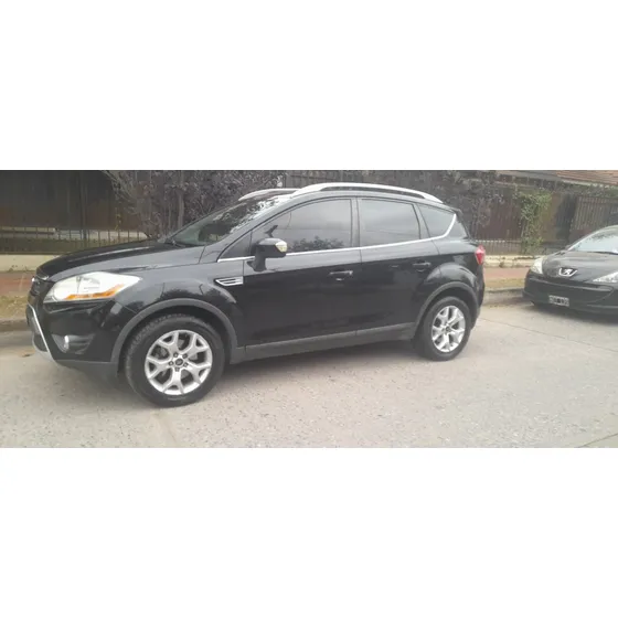 Ford Kuga 2.5 Titanium At 4x4 L (ku05)