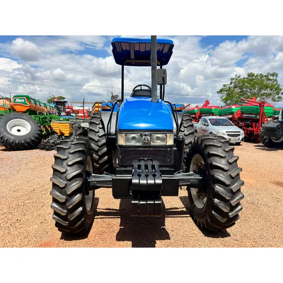 Trator New Holland Tl 75 E 4x4