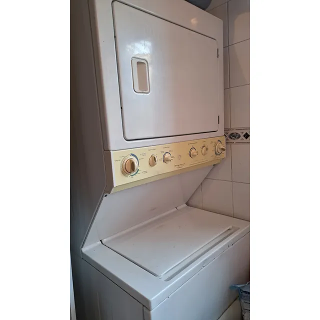 Lavadora Y Secadora Morocha Heavy Duty Americana Frigidaire