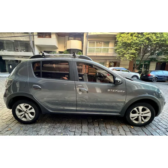 Renault Sandero 1.6 Privilege Nav 105cv