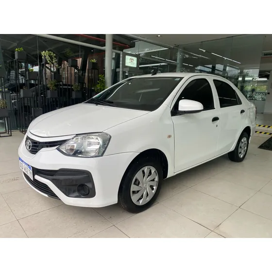 Toyota Etios 1.5 Sedan X