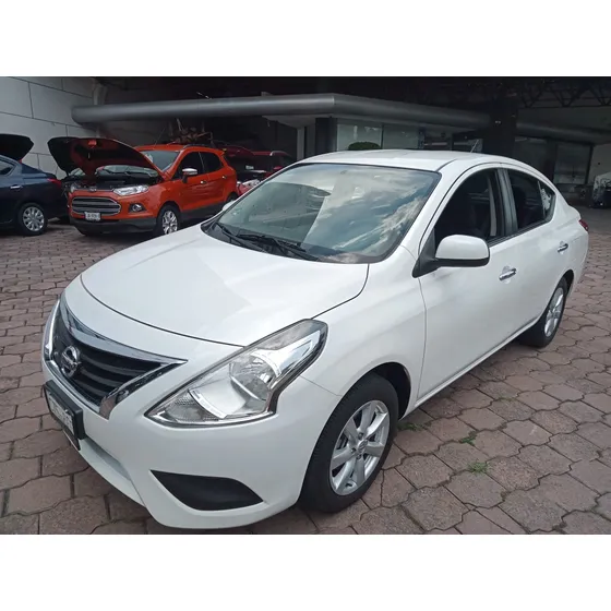 Nissan Versa 1.6 Sense Mt