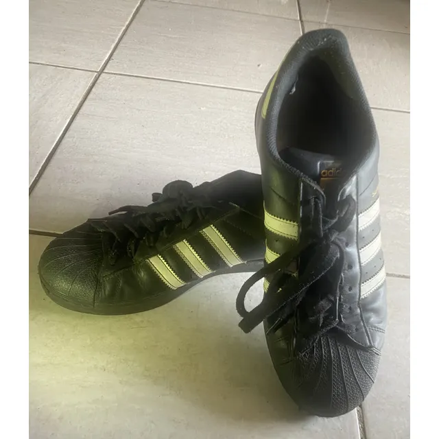 Tenis adidas Originales Superstar