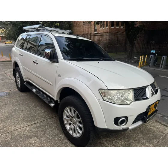Mitsubishi Nativa 3.5l