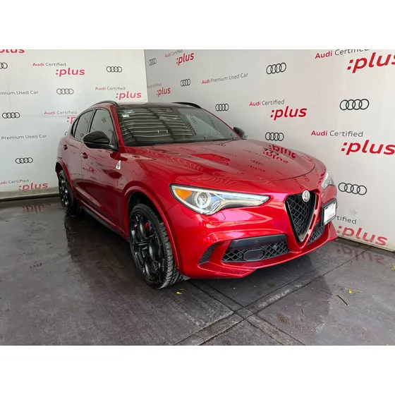 Alfa Romeo Stelvio 2.9l Quadrifoglio Verde V6 Bi-turbo At